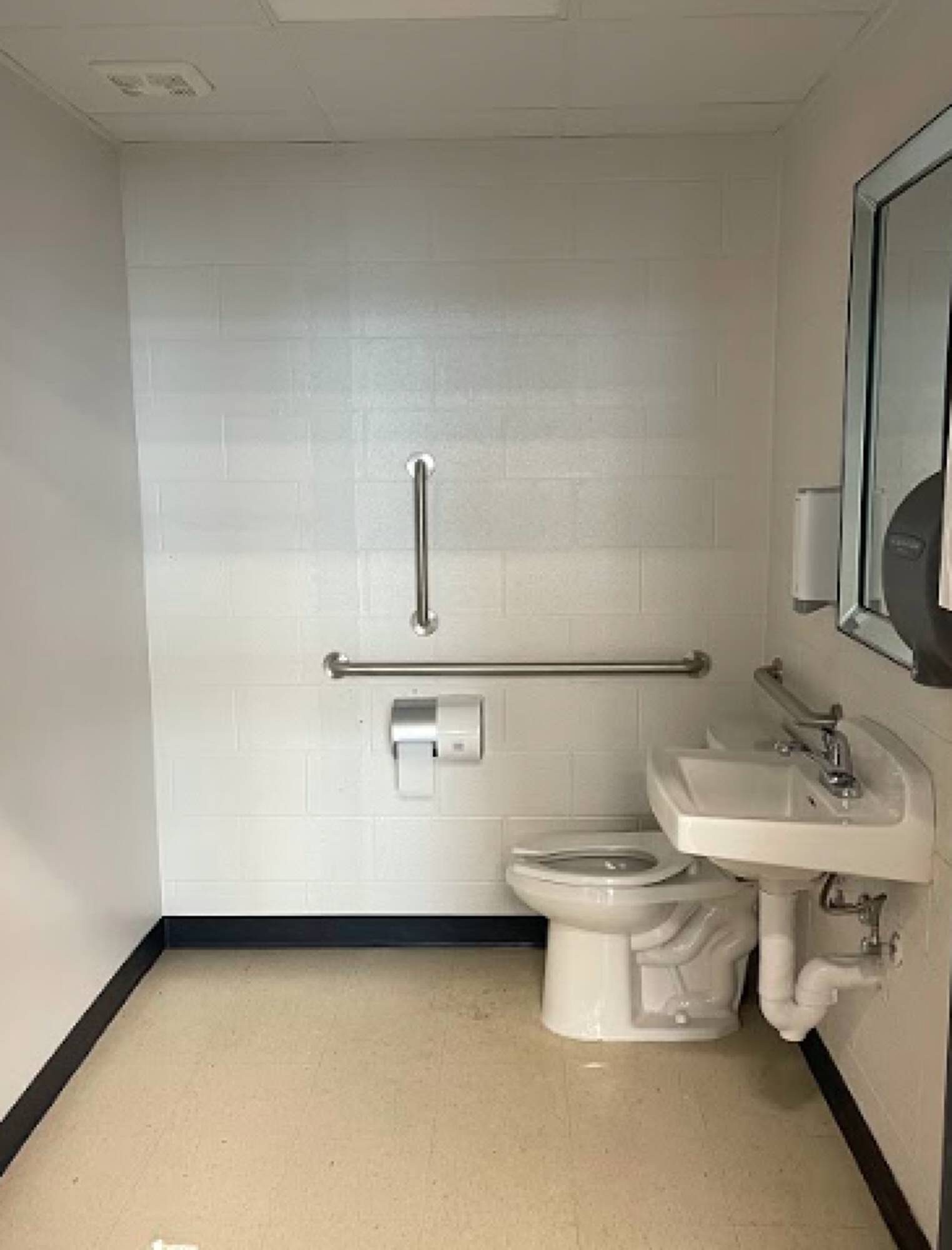 Retail Property for Sale in Big Rapids Michigan 49307